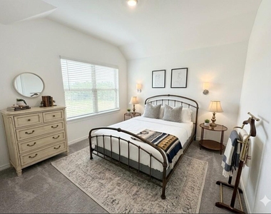 1301 Tan Gable Ln - Photo Thumbnail 27