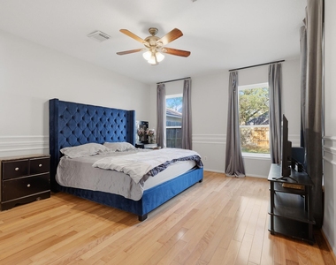 16322 Battlecreek Drive - Photo Thumbnail 14