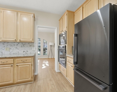 16322 Battlecreek Drive - Photo Thumbnail 11