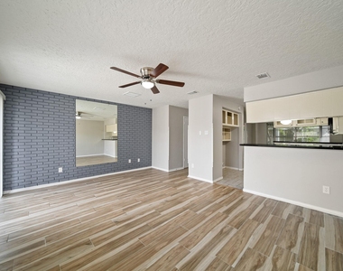 13464 Castilian Drive - Photo Thumbnail 14