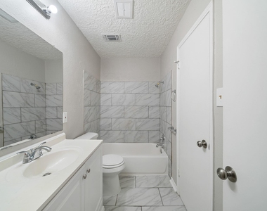 13464 Castilian Drive - Photo Thumbnail 18