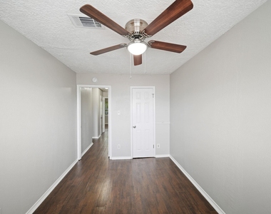 13464 Castilian Drive - Photo Thumbnail 20