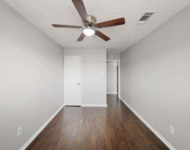 13464 Castilian Drive - Photo Thumbnail 22