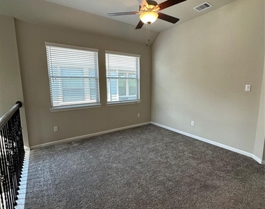 16215 Northern Cardinal Lane - Photo Thumbnail 19