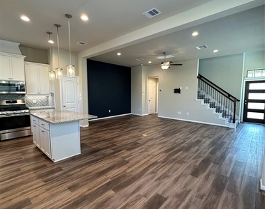 16215 Northern Cardinal Lane - Photo Thumbnail 6