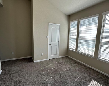 16215 Northern Cardinal Lane - Photo Thumbnail 20
