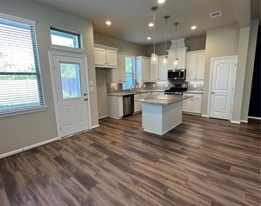 16215 Northern Cardinal Lane - Photo Thumbnail 5
