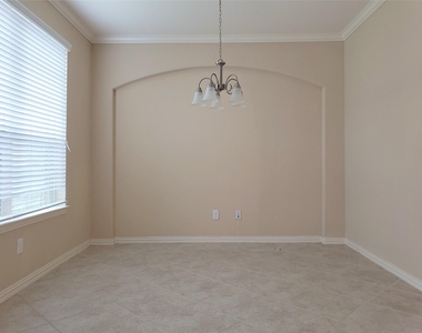 8818 Cornina Drive - Photo Thumbnail 3