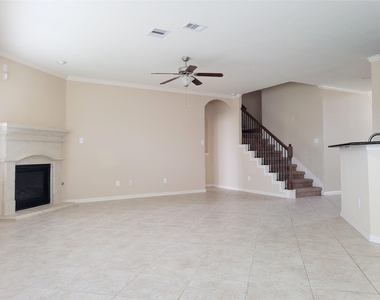 8818 Cornina Drive - Photo Thumbnail 7