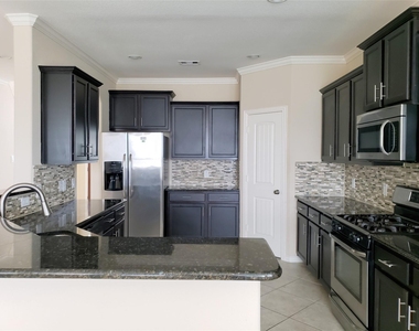 8818 Cornina Drive - Photo Thumbnail 9