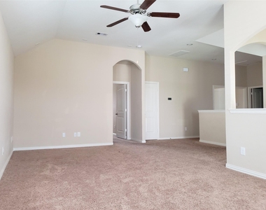 8818 Cornina Drive - Photo Thumbnail 18