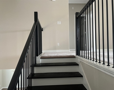 2638 Settler Hill Drive - Photo Thumbnail 22