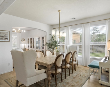 4142 Soaring Elm Street - Photo Thumbnail 13