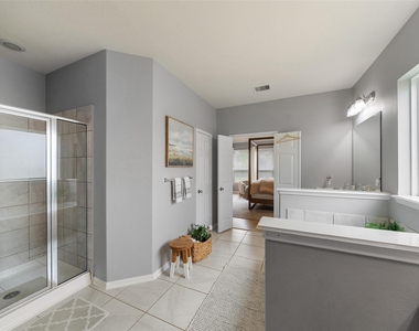 4142 Soaring Elm Street - Photo Thumbnail 11