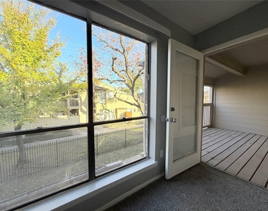 9461 Pagewood Lane - Photo Thumbnail 19