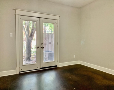 5305 Nett Street - Photo Thumbnail 16