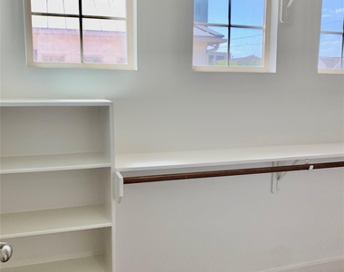 5305 Nett Street - Photo Thumbnail 12