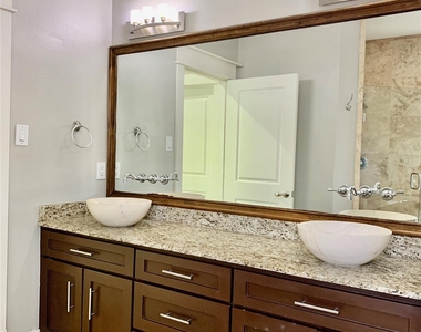 5305 Nett Street - Photo Thumbnail 9