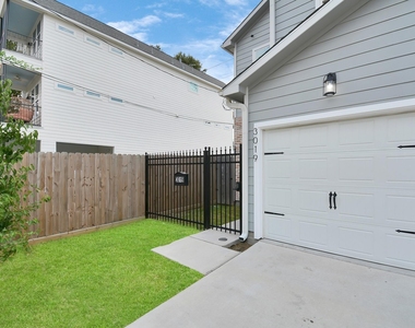 3019 Elysian Street - Photo Thumbnail 2