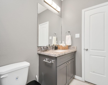 3019 Elysian Street - Photo Thumbnail 25