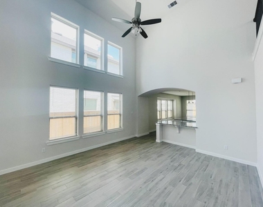 20906 Tortoise Shell Way - Photo Thumbnail 7