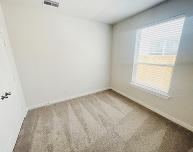20906 Tortoise Shell Way - Photo Thumbnail 33