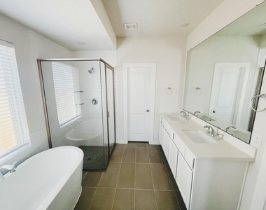 20906 Tortoise Shell Way - Photo Thumbnail 22