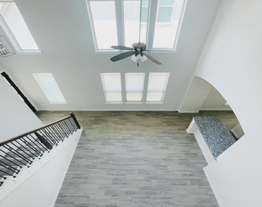 20906 Tortoise Shell Way - Photo Thumbnail 28