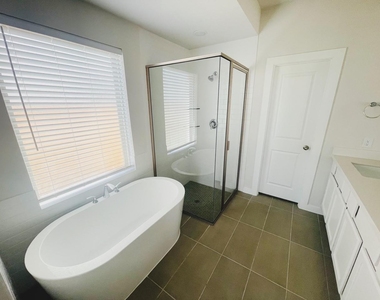 20906 Tortoise Shell Way - Photo Thumbnail 24
