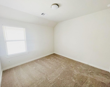 20906 Tortoise Shell Way - Photo Thumbnail 31