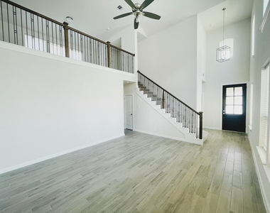 20906 Tortoise Shell Way - Photo Thumbnail 6