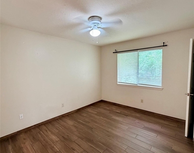 16914 Summer Dawn Place - Photo Thumbnail 12