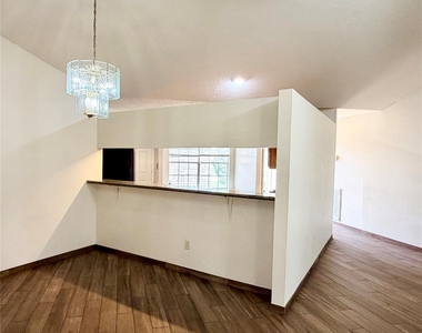 16914 Summer Dawn Place - Photo Thumbnail 9