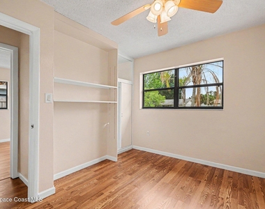 3960 Barcelona Street - Photo Thumbnail 9