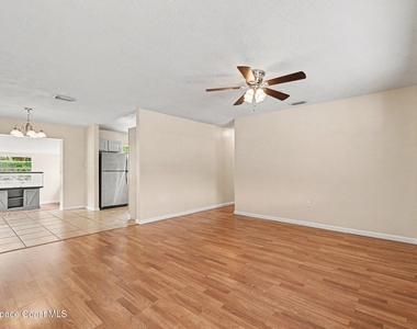3960 Barcelona Street - Photo Thumbnail 3