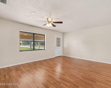 3960 Barcelona Street - Photo Thumbnail 2