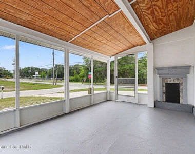 3960 Barcelona Street - Photo Thumbnail 12
