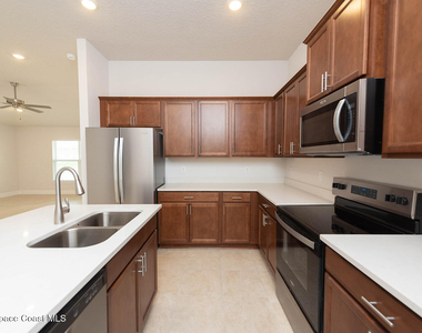1146 Kylar Drive Nw - Photo Thumbnail 4