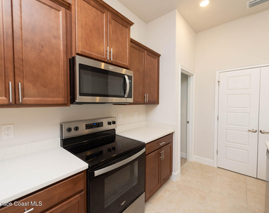 1146 Kylar Drive Nw - Photo Thumbnail 6