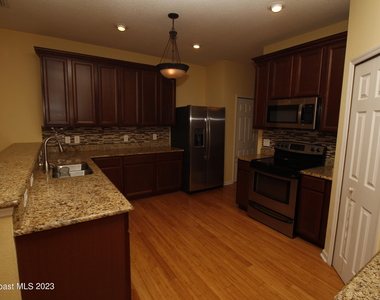 3275 Arden Circle - Photo Thumbnail 5