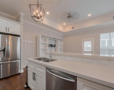 854 W 20th Street - Photo Thumbnail 10