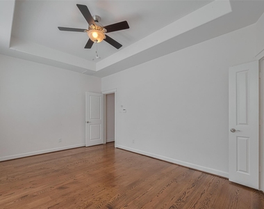 854 W 20th Street - Photo Thumbnail 34