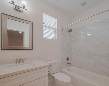 854 W 20th Street - Photo Thumbnail 16