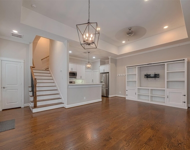 854 W 20th Street - Photo Thumbnail 5