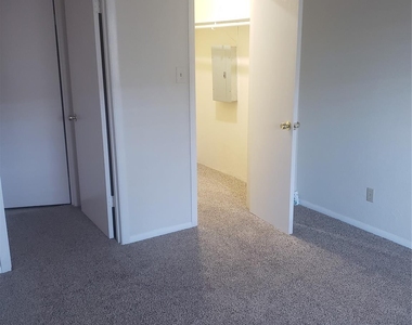 16120 Stuebner Airline Road - Photo Thumbnail 18