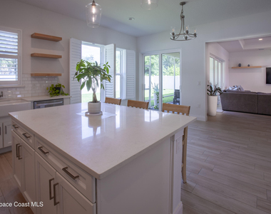 4305 Negal Circle - Photo Thumbnail 11