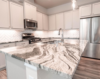 16119 Northern Cardinal Lane - Photo Thumbnail 6