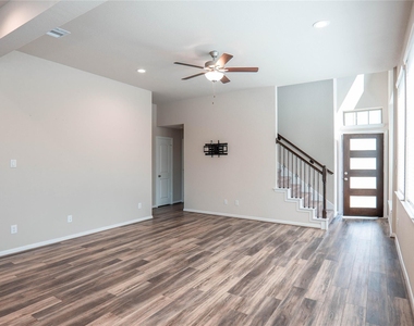 16119 Northern Cardinal Lane - Photo Thumbnail 12