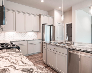 16119 Northern Cardinal Lane - Photo Thumbnail 8