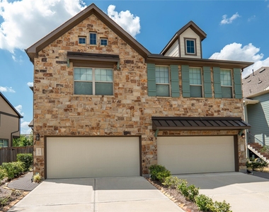 16119 Northern Cardinal Lane - Photo Thumbnail 3